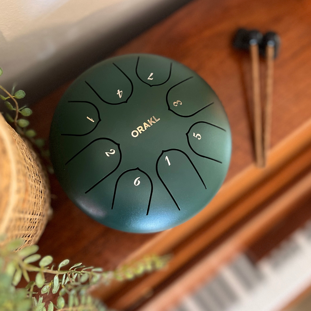 Steel Tongue Drum Echo - Bosgroen
