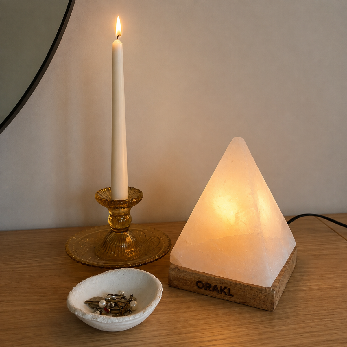 Dimbare Himalaya zoutlamp Giza Wit - 2-4 KG