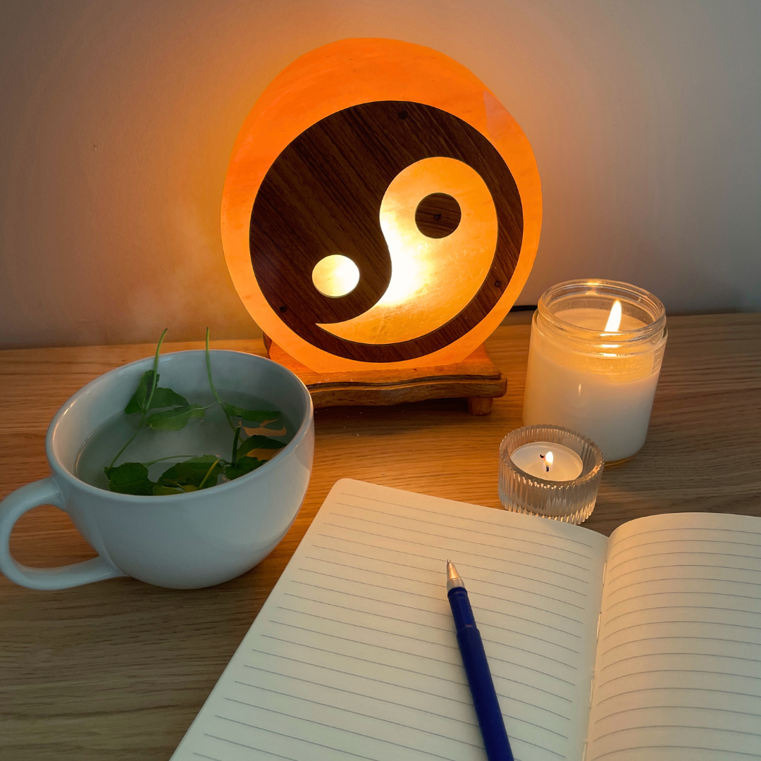 Dimbare Himalaya zoutlamp Yin Yang - 3-4 KG